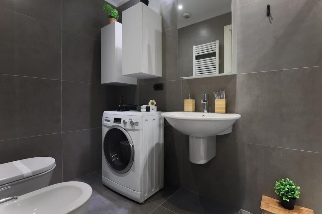 Comfort Suite Milano Centrale With Fast Wifi And Free Netflix Exterior photo